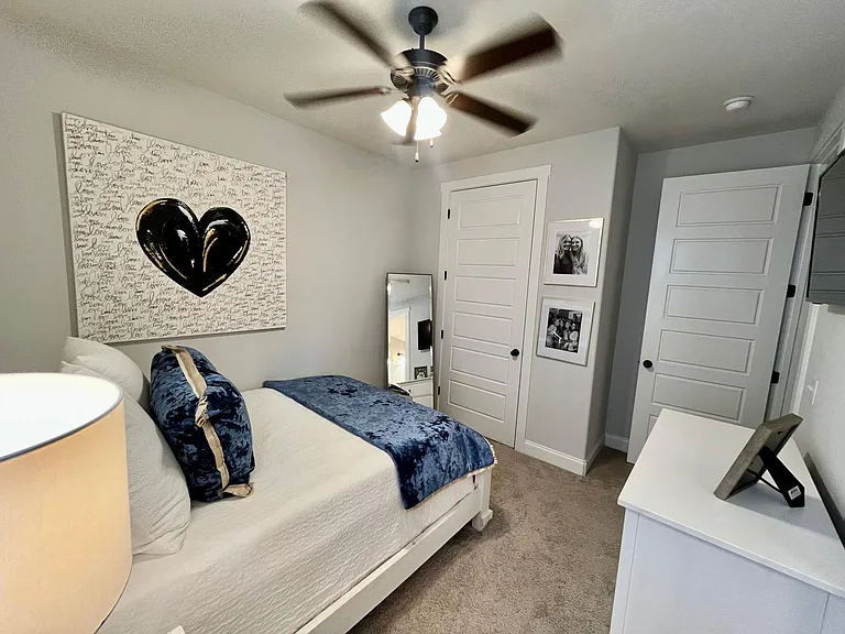 434 Live Oak Dr — Photo 7