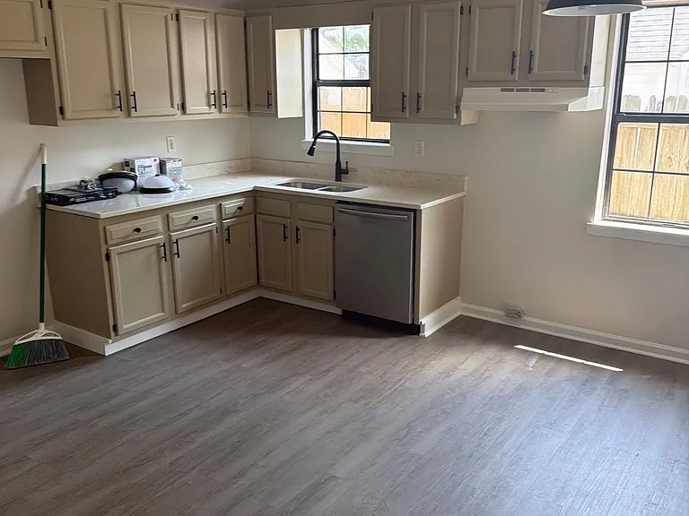 4309 Malcolm Ave — Photo 13