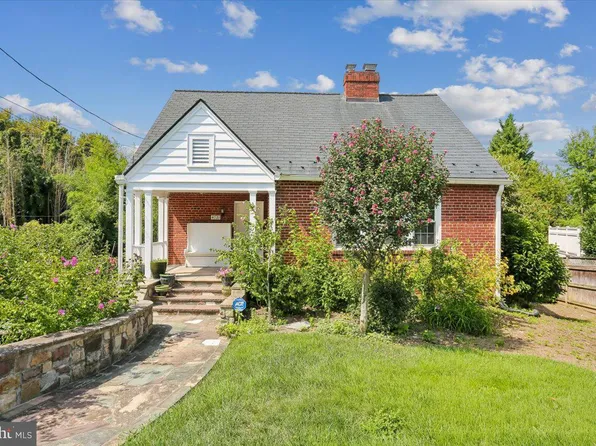 4721 N Chelsea Ln, Bethesda, MD 20814