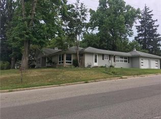 700 N Hena St, Greenville, IL