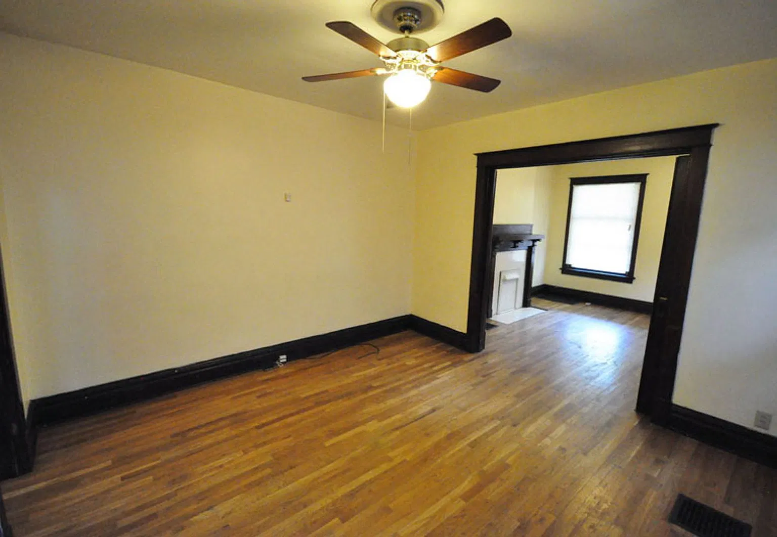 5 bed, 2.0 bath, $2,699 — Photo 3