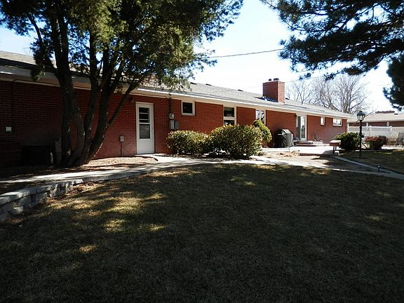 2nd image of 404 Birch St