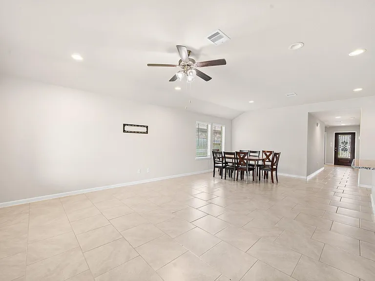 7543 Highland Chase Dr — Photo 17