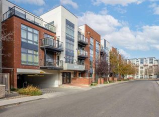 725 E 4th St NE #309, Calgary, AB T2E3S7