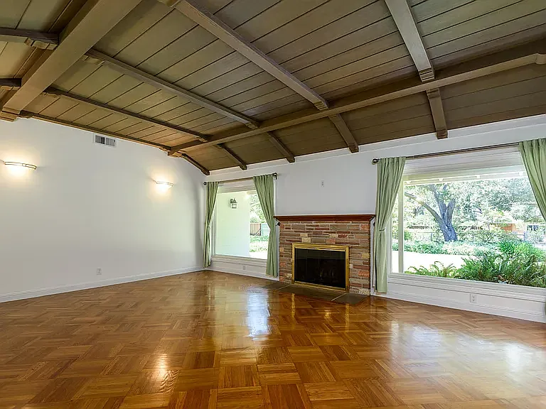 71 Douglass Way — Photo 5