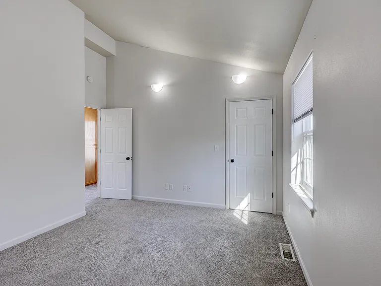 1003 Orchard St — Photo 16