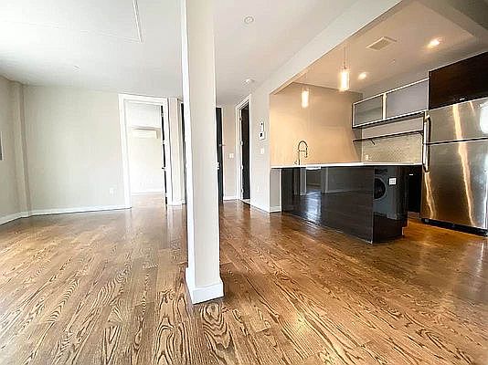 1st image of 130 Leonard St #3L