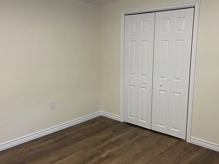 37 E Rutherford Dr #BASEMENT — Photo 6