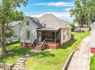 1055 Bond St, Moberly, MO 65270
