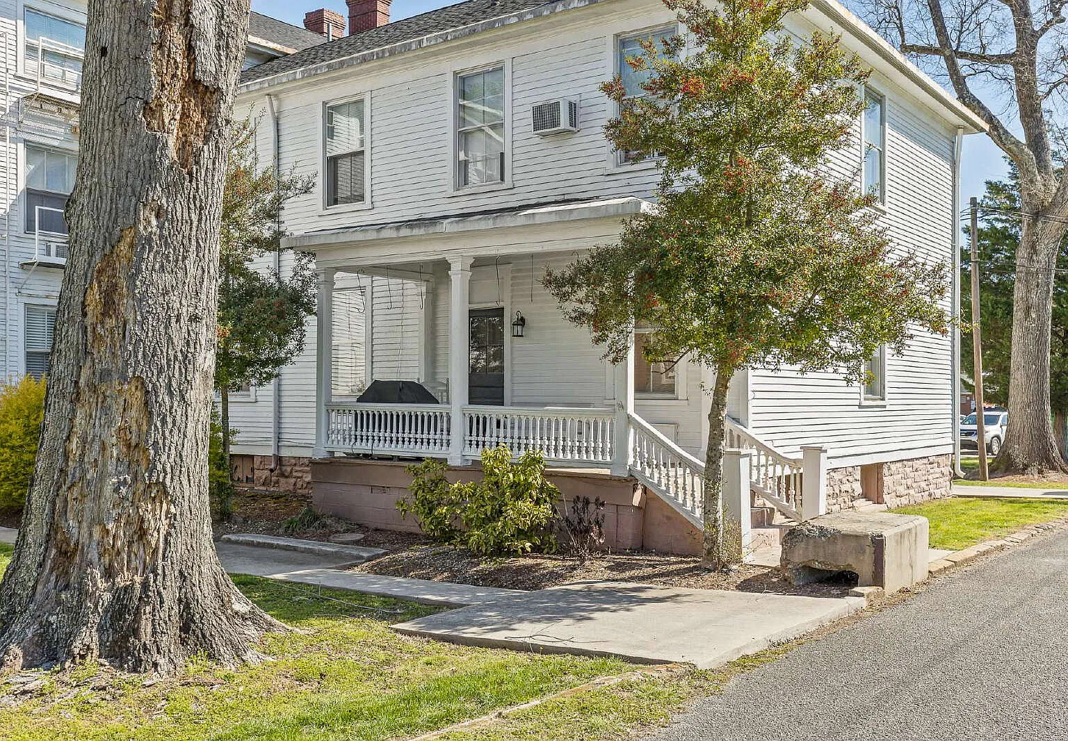 1 bed, 1.0 bath, 800 sqft, $975 — Photo 4