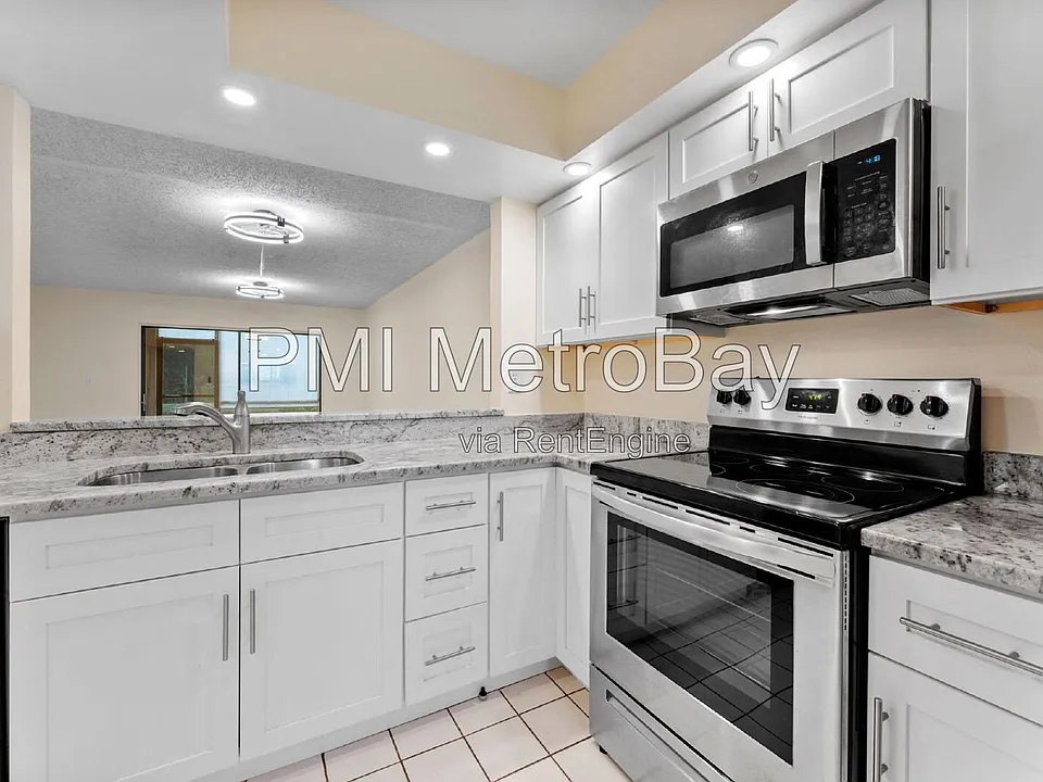 2737 Enterprise Rd E #171
