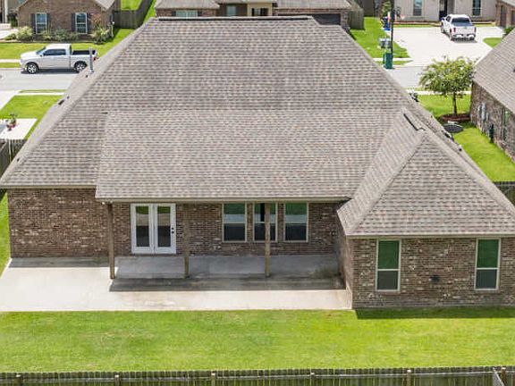 2nd image of 119 Angel Rock Ln