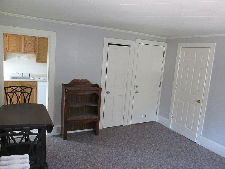408 Stewart Ave #6 — Photo 7