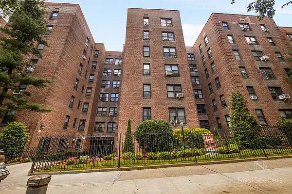 Rented by Nest Seekers International | media 18