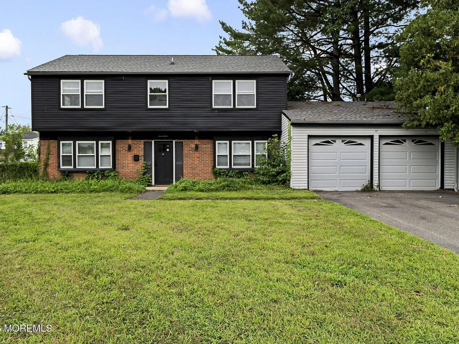 5 bed, 2.5 bath, 1959 sqft, $3,950 — Photo 2