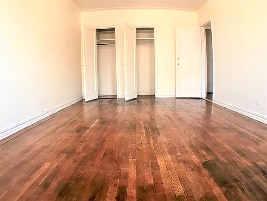 Rented by Lang Realty LLC | media 2