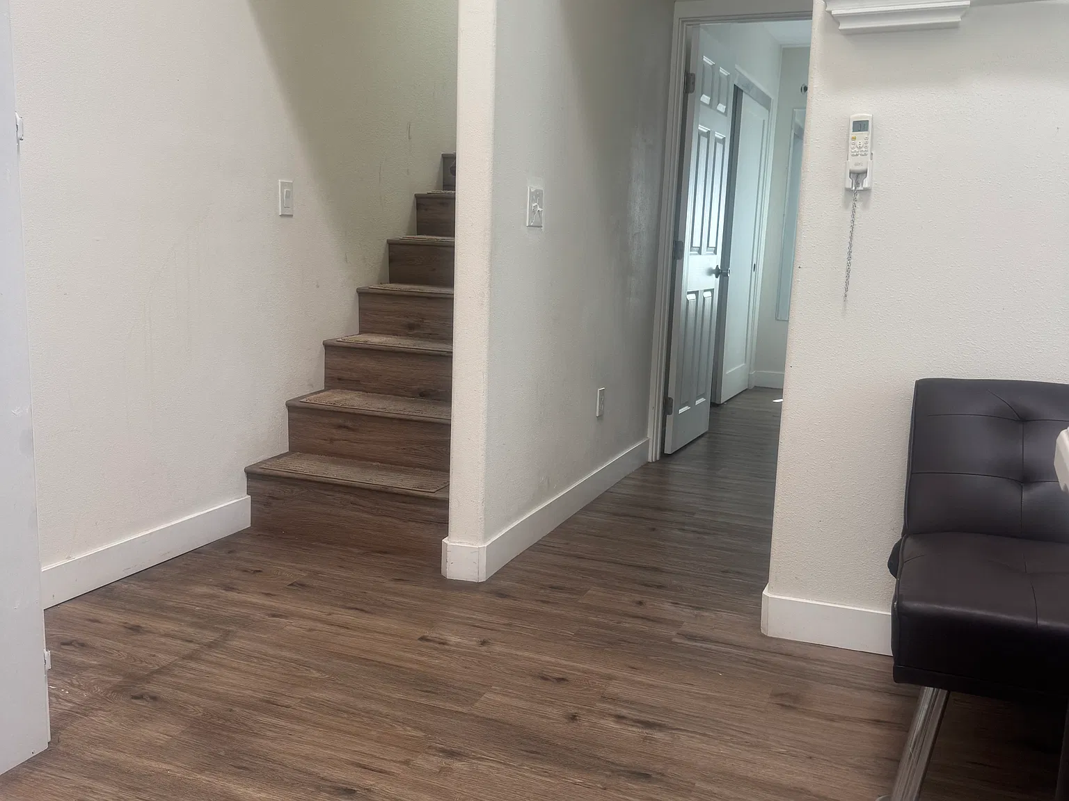 3 bed, 1250 sqft, $2,600 — Photo 2