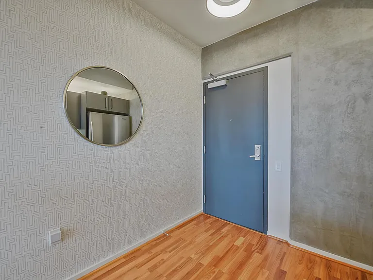 321 10th Ave #16003 — Photo 21