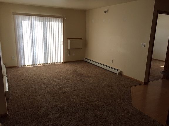 2nd image of 527 33rd Ave W APT 102