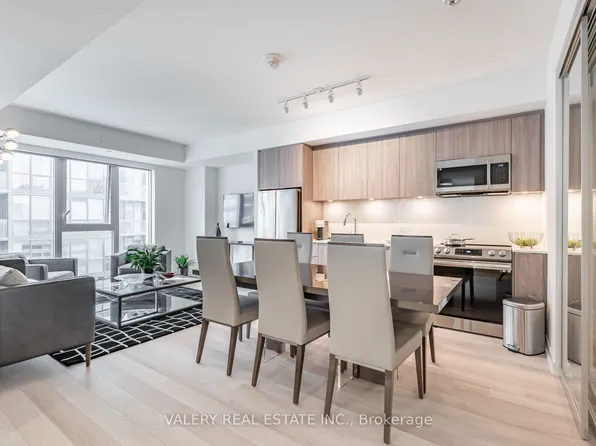 357 King St W #3109, Toronto, ON M5V 1K1