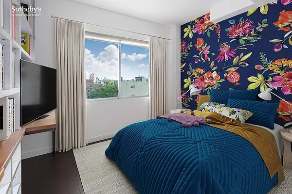 Sold by Sotheby's International Realty | media 10