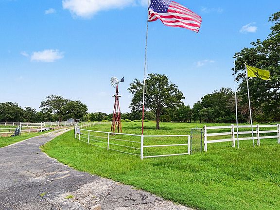 5th image of 1814 County Road 121