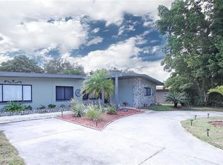 11108 Cherokee Dr, Saint Petersburg, FL 33708
