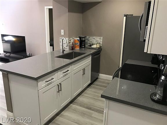 5th image of 5118 S Jones Blvd Unit 204