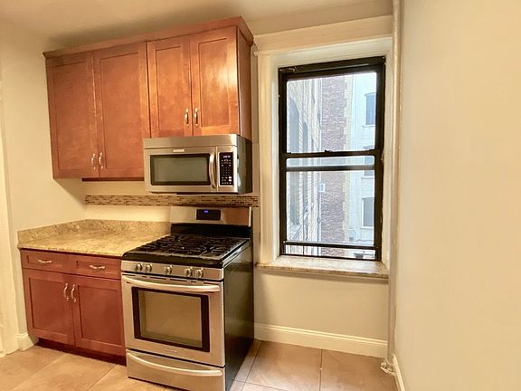 3rd image of 95 Eastern Pkwy #3DD