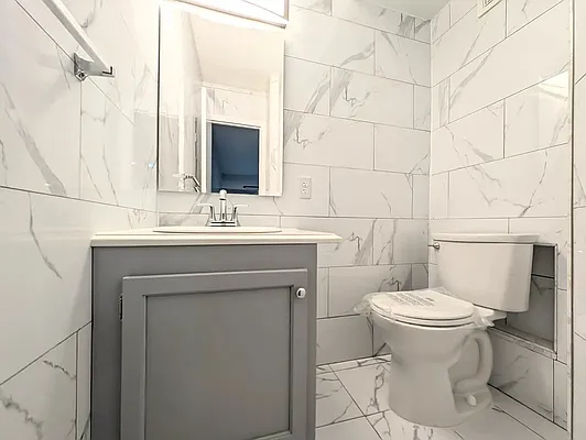 Rented by MySpaceNYC | media 10
