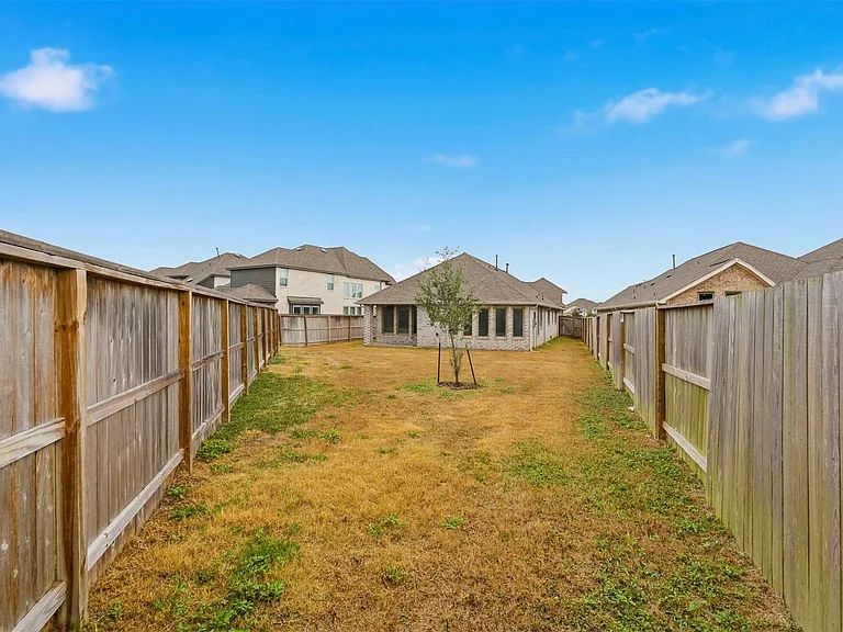 10526 Cabot Trl — Photo 24