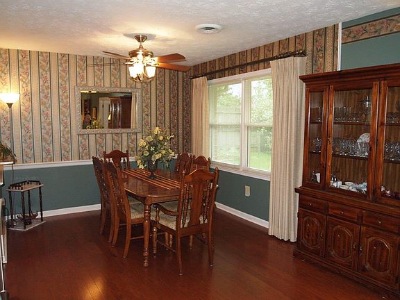 5th image of 3233 Shoal Lake Dr
