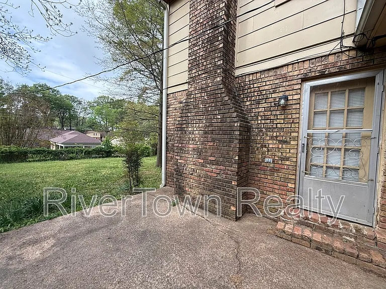 3113 Wickham Dr — Photo 23