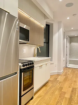 Rented by Hagstrom Management Inc | media 39