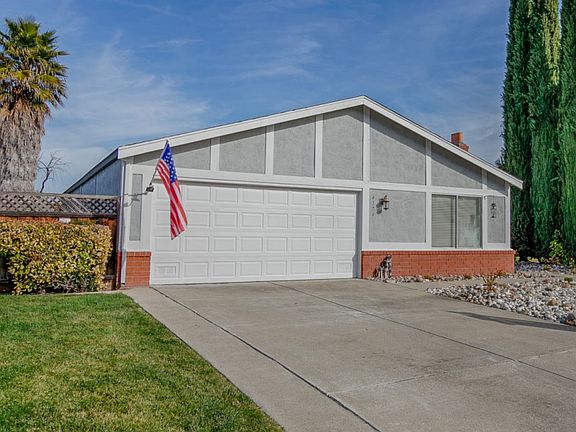 3rd image of 4176 Bishop Pine Way