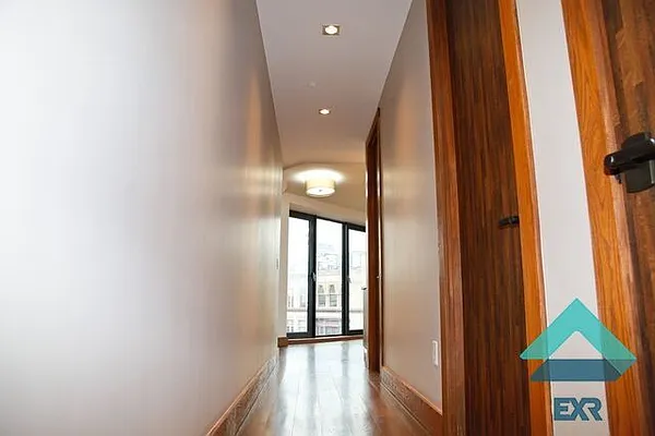 Rented by EXR | media 6