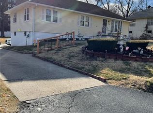 8709 E 53rd Ter, Kansas City, MO 64129