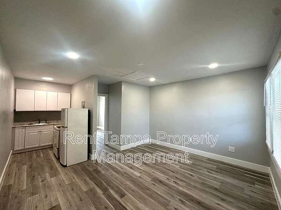 4th image of 14 21st St N Unit 9