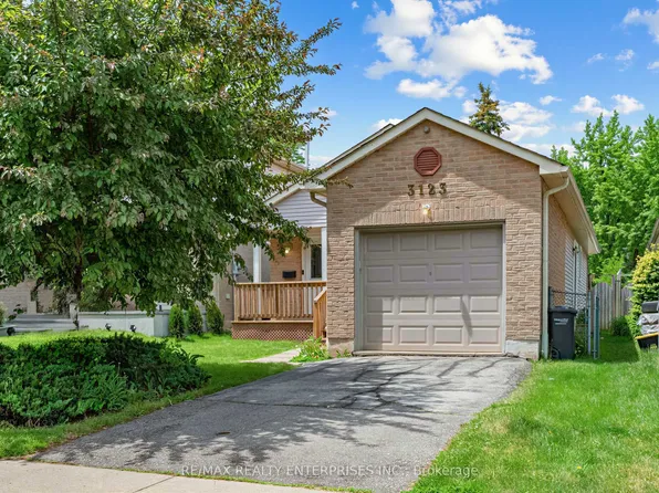 3123 Arnett Ct, Mississauga, ON L5N 3G8