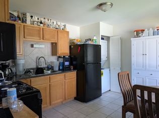1318 Argo Ln APT 4, Lockport, IL 60441
