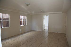 4th image of 1108 S Fresno St