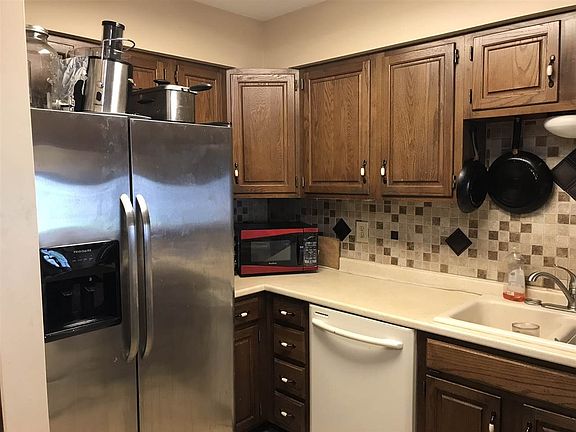 4th image of 2263 N Longwood Cir