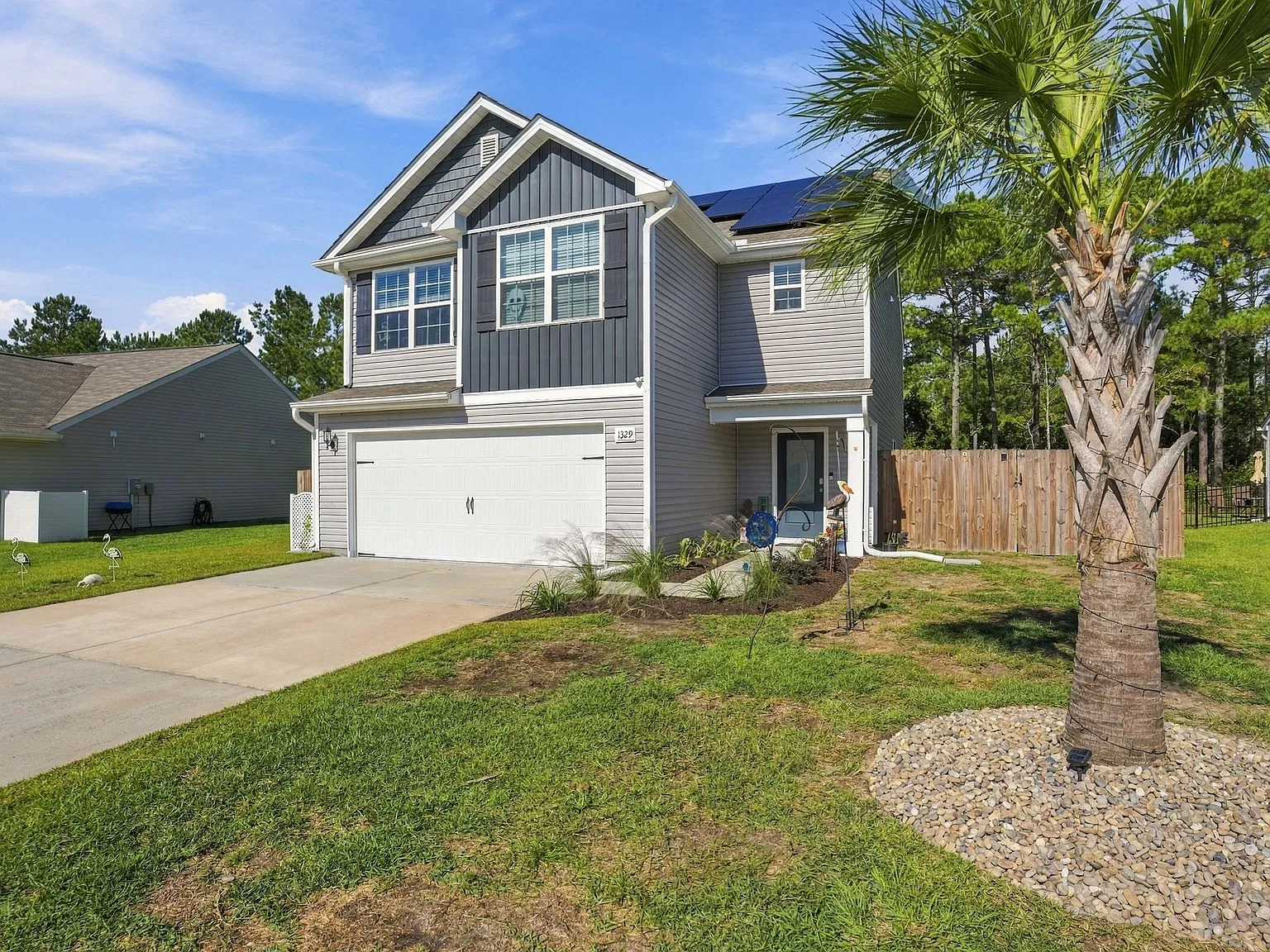 3 bed, 2.5 bath, 2236 sqft, $2,400 — Photo 4