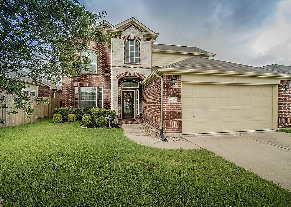 1st image of 9526 Blue Bonnet Dr