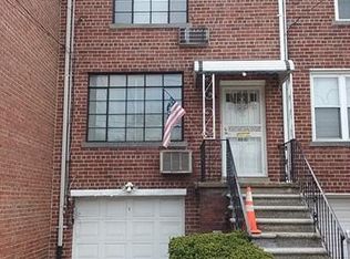 1058 Rhinelander Ave, Bronx, NY 10461