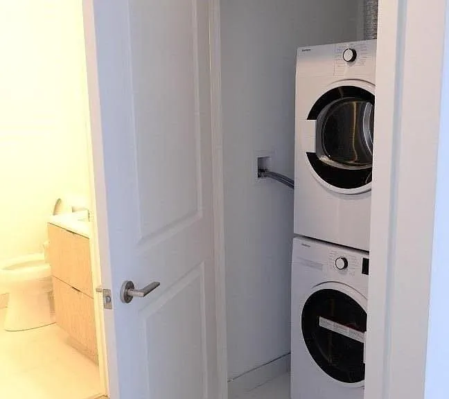395 Bloor St E #4503 — Photo 12