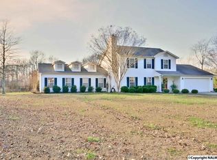 300 W Neely Rd, Hazel Green, AL 35750