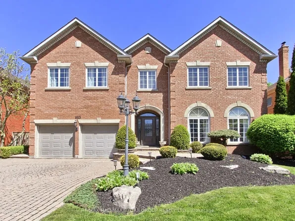953 Damascus Ct, Newmarket, ON L3X 1L2