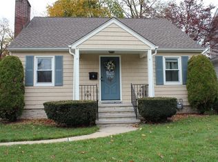 13 Mansfield Pl, Suffern, NY 10901