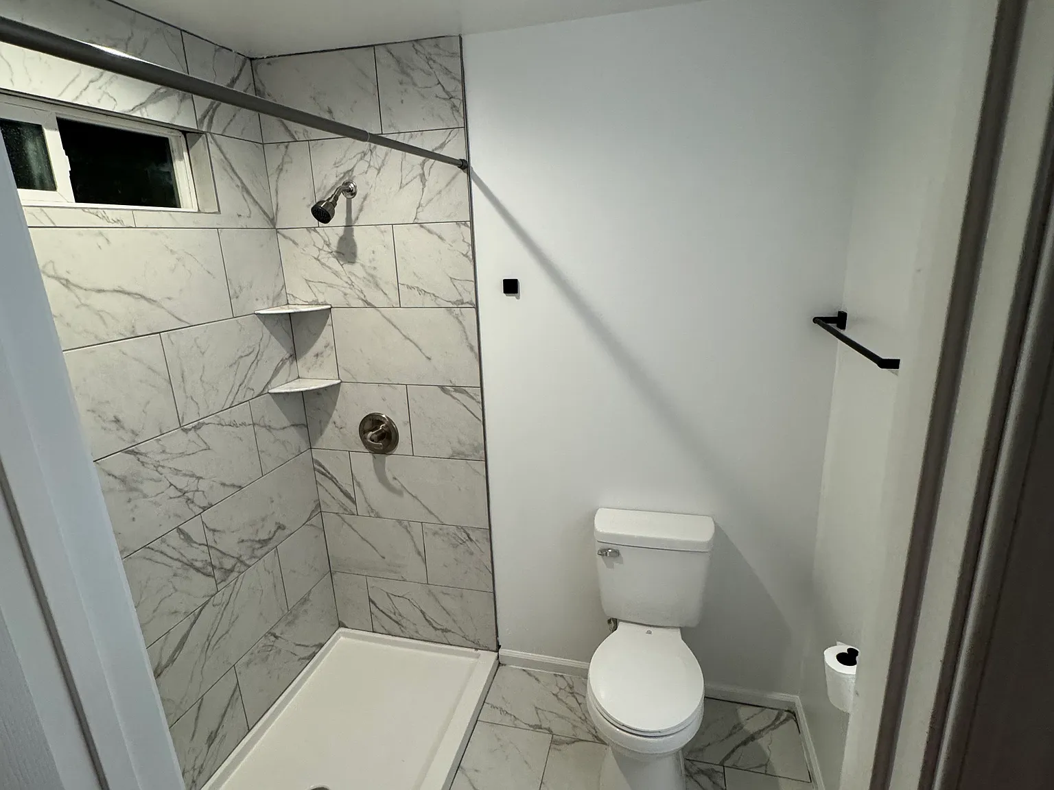 1 bed, 755 sqft, $1,200 — Photo 3